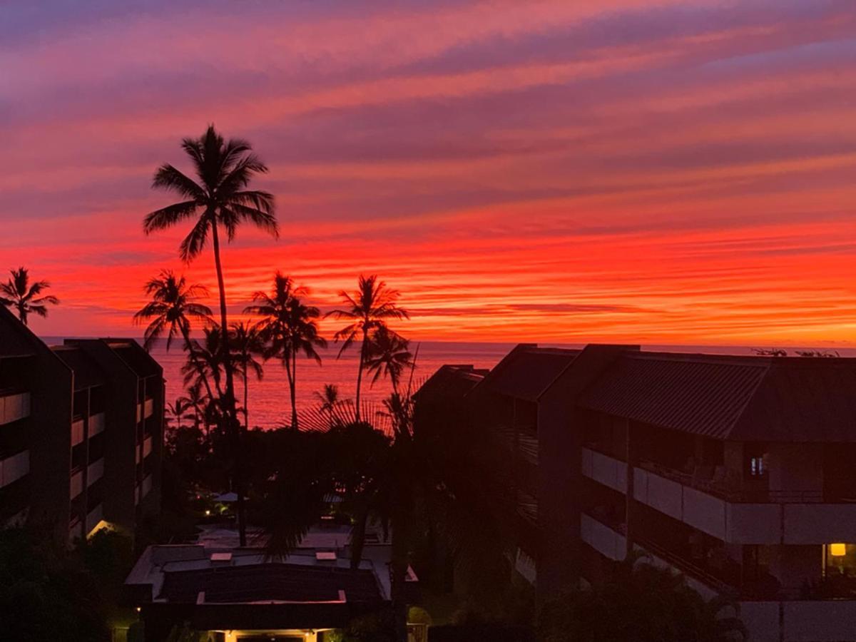 كايلو كونا Kona Magic Ali'I - Top Floor Views, Pool, Beach, Sunsets المظهر الخارجي الصورة